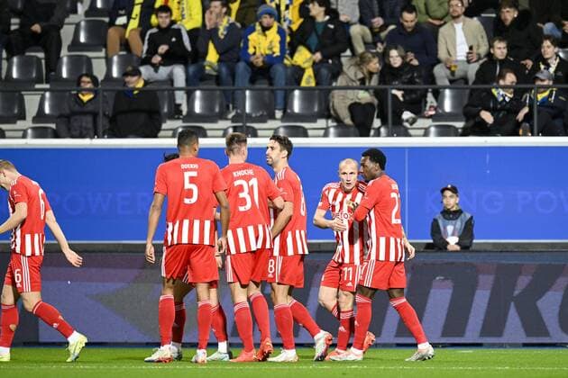 LEUVEN, BELGIUM - NOVEMBER 03 : Michel Sven forward of Union Berlin celebrates scoring a goal with teammates during UEFA Europa league match between Union St-Gilloise and Union Berlin at the King Power Stadium at den Dreef November 3, 2022 in Leuven, Belgium, 3 11 2022 ( Union ST-Gilloise v Union Berlin PhotoNews Panoramic 