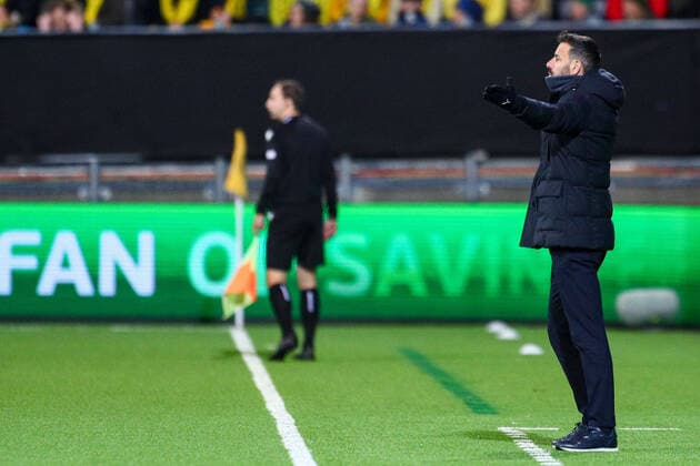 The group stage match in Europe leauge 2022 2023 Bodo Glimt PSV Bodo 20221103 PSV Eindhovens coach Ruud van Nistelrooij during the group stage match in Europe Leauge 2022 2023 between Bodo Glimt and PSV Eindhoven Photo Mats Torbergsen NTB Bodo Norway  Copyright: xMatsxTorbergsenx xNTBx EDITORIAL USE ONLY. RESTRICTED USE FOR BETTING COMPANIES