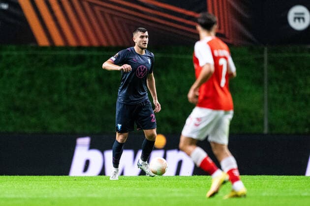 221103 MatÄ?j Chalus of Malmö FF during the UEFA Europa League between Braga and Malmö FF on November 3, 2022 in Braga Photo Petter Arvidson BILDBYRAN code PA PA0430 football football soccer fotball uefa europa league braga malmö ff bbeng,  Copyright: PETTERxARVIDSON BB221103PA065