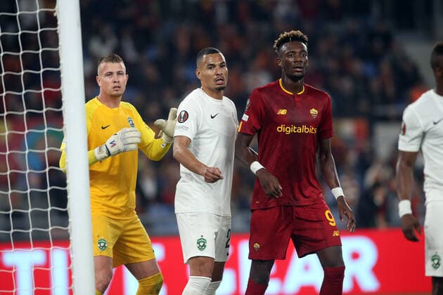 Rome, Italy 03.11.2022: Sergio Padt of Ludogorests, Tammy Abraham of Roma in action during the Europe Uefa League 2022-2023 Group C, day 6, football match between AS Roma vs Ludogorests at Olympic Stadium in Rome.  Copyright: xmarcoxiacobuccix xipa-agency.netx xmarcoxiacobuccix 0