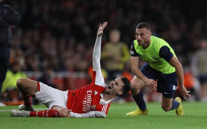 London, England, 3rd November 2022. Fabio Vieira of Arsenal reacts after he is challenged by Fidan Aliti of Zurich during the UEFA Europa League match at the Emirates Stadium, London. Picture credit should read: Paul Terry Sportimage EDITORIAL USE ONLY. No use with unauthorised audio, video, data, fixture lists, club league logos or live services. Online in-match use limited to 120 images, no video emulation. No use in betting, games or single club league player publications. SPI-2011-0012
