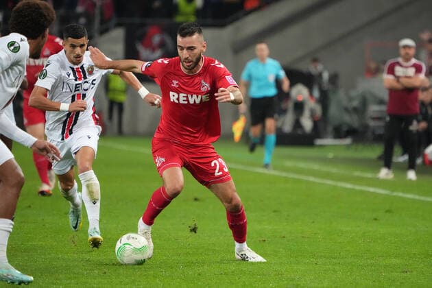 GER, Europa Conference League, group stage, matchday 6, 1 FC Koeln GER vs OGC Nice FRA 03 11 2022, Rheinenergie Stadion, Koeln, GER, Europa Conference League, group stage, matchday 6, 1 FC Koeln GER vs OGC Nice FRA , pictured Sargis Adamyan FC Koeln 23 , one-on-one against Jean Clair Todibo Nice 25 , nordphotoxGmBHx xMeuter nph00351
