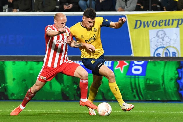 Football, men, season 2022 2023, Europa League group stage, group D, matchday 6 , Royale Union Saint Gilloise 1 FC Union Berlin, v l Sven Michel 1 FC Union Berlin, 11 and Ross Sykes Royale Union Saint Gilloise, 26 in duel , 03 11 2022, Copyright: xSebastianxRäppold MatthiasxKochx