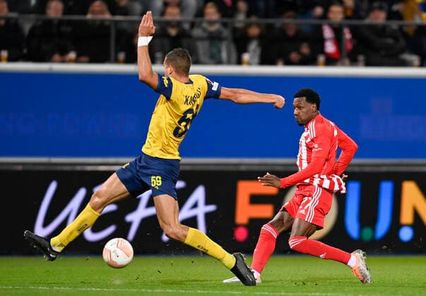 Union s Ismael Kandouss and Berlin s Sheraldo Becker fight for the ball during a soccer match between Belgian Royale Union Saint-Gilloise and German Union Berlin, Thursday 03 November 2022 in Leuven, on day 6 6 of the Uefa Europa League group stage. JOHNxTHYS  x48595931x