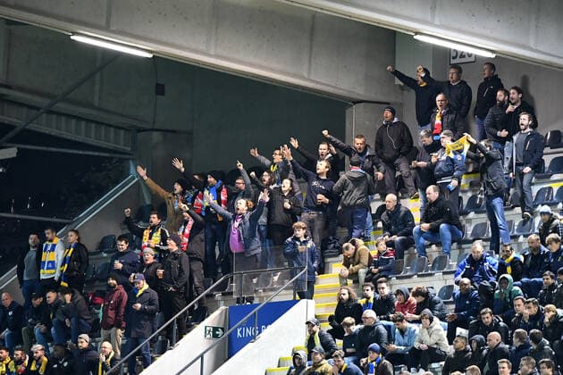 Football, Men, Season 2022 2023, Europa League Group Stage, Group D, Matchday 6 , Royale Union Saint Gilloise 1 FC Union Berlin, Some fans of 1 FC Union Berlin are in the stadium here on the main stand, 03 11 2022, despite the ban since the start of the 2nd half, Copyright: xSebastianxRäppold MatthiasxKochx