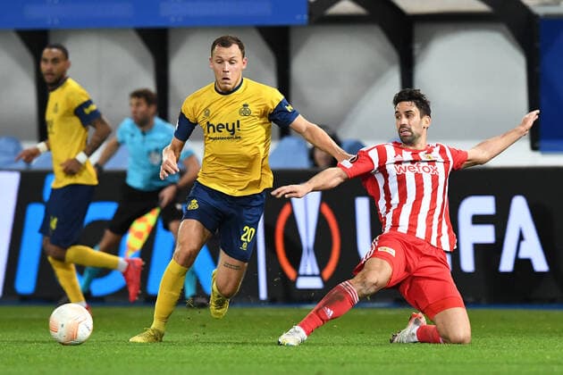Football, Men, 2022 2023 season, Europa League group stage, Group D, matchday 6 , Royale Union Saint Gilloise 1 FC Union Berlin, v l Senne Lynen Royale Union Saint Gilloise, 20 and Rani Khedira 1 FC Union Berlin, 8 in duel , 03 11 2022, Copyright: xSebastianxRäppold MatthiasxKochx