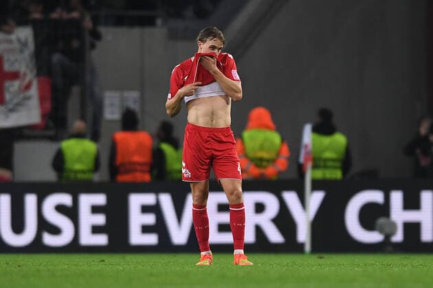 Soccer UEFA Conference League Group Stage 6 Matchday 1 FC Cologne OGC Nice on 03 11 2022 at RheinEnergieStadion in Cologne Timo Hübers Cologne disappointed xHDx