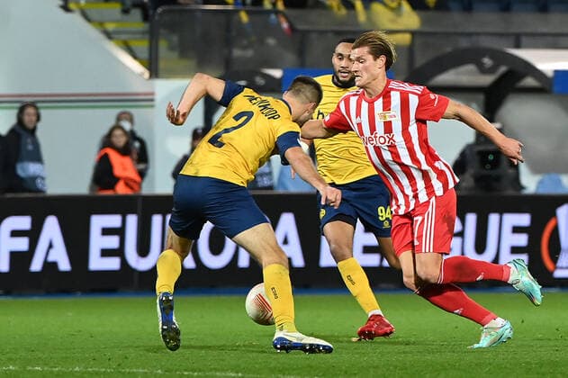 Football, men, season 2022 2023, Europa League group stage, group D, matchday 6 , Royale Union Saint Gilloise 1 FC Union Berlin, v l Bart Nieuwkoop Royale Union Saint Gilloise, 2 , Loic Lapoussin Royale Union Saint Gilloise, 94 and Kevin Behrens 1 FC Union Berlin, 17 in duel , 03 11 2022, Copyright: xMatthiasxKochx