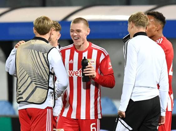 Football, Men, Season 2022 2023, Europa League Group Stage, Group D, Matchday 6 , Royale Union Saint Gilloise 1 FC Union Berlin, v l Tymoteusz Puchacz 1 FC Union Berlin , Tim Skarke 1 FC Union Berlin , Julian Ryerson 1 FC Union Berlin , Aljoscha Kemlein 1 FC Union Berlin , Jamie Leweling 1 FC Union Berlin , Cheering after the final whistle, 03 11 2022, Copyright: xSebastianxRäppold MatthiasxKochx
