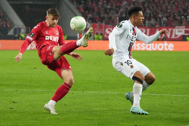 GER, Europa Conference League, Group Stage, Matchday 6, 1 FC Koeln GER vs OGC Nice FRA 03 11 2022, Rheinenergie Stadion, Koeln, GER, Europa Conference League, Group Stage, Matchday 6, 1 FC Koeln GER vs OGC Nice FRA , pictured Jan Thielmann FC Koeln 29 , one-on-one against Sofiane Diop Nice 10 , nordphotoxGmBHx xMeuter nph00351