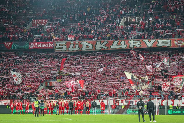 FC Köln Koeln team after the match, GER, FC Köln Koeln vs OGC Nice Nice, UEFA Conference League 2022 23, group stage, group D, matchday 6, 03 11 2022, GER, FC Köln Koeln vs OGC Nice Nice, UEFA Conference League 2022 23, group stage, group D, matchday 6, 03 11 2022, Photo Eibner Pressefoto Gabriel Boia Köln Koeln Copyright: xEibner-Pressefoto GabrielxBoiax EP_EER