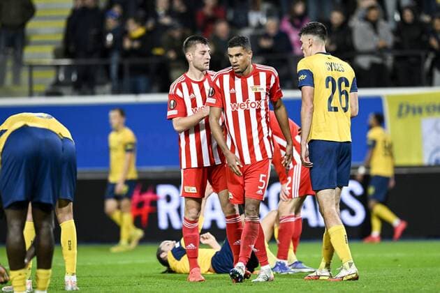 LEUVEN, BELGIUM - NOVEMBER 03 : Doekhi Danilho defender of Union Berlin celebrates the victory after a UEFA Europa league match between Union St-Gilloise and Union Berlin at the King Power Stadium at den Dreef November 3, 2022 in Leuven, Belgium, 3 11 2022 ( Union ST-Gilloise v Union Berlin PhotoNews Panoramic 