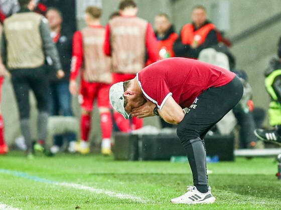 Steffen Baumgart FC Köln Koeln, head coach dissatisfied, disappointed disappointed, gestures, gestures, GER, FC Köln Koeln vs OGC Nice Nice, UEFA Conference League 2022 23, group stage, group D, matchday 6, 03 11 2022, GER, FC Köln Koeln vs OGC Nice Nice, UEFA Conference League 2022 23, group stage, group D, matchday 6, 03 11 2022, Foto Eibner Pressefoto Gabriel Boia Köln Koeln Copyright: xEibner-Pressefoto GabrielxBoiax EP_EER