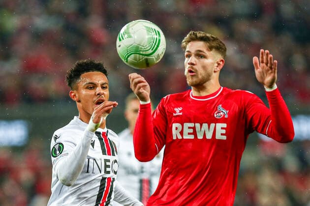 Jan Thielmann FC Köln Koeln, 29 in a duel against Hicham Boudaoui OGC Nice, 28 , GER, FC Köln Koeln vs OGC Nice Nice, UEFA Conference League 2022 23, group stage, group D, matchday 6, 03 11 2022, GER, FC Köln Koeln vs OGC Nice Nice, UEFA Conference League 2022 23, group stage, group D, matchday 6, 03 11 2022, Photo Eibner Pressefoto Gabriel Boia Köln Koeln Copyright: xEibner-Pressefoto GabrielxBoiax EP_EER