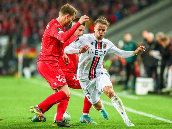 Billal Brahimi OGC Nice Nice, 14 in a duel against Steffen Tigges FC Köln Koeln, 21 , GER, FC Köln Koeln vs OGC Nice Nice, UEFA Conference League 2022 23, group stage, group D, matchday 6, 03 11 2022, GER, FC Köln Koeln vs OGC Nice Nice, UEFA Conference League 2022 23, group stage, group D, matchday 6, 03 11 2022, Photo Eibner Pressefoto Gabriel Boia Köln Koeln Copyright: xEibner-Pressefoto GabrielxBoiax EP_EER