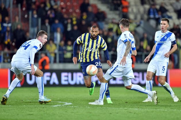2022.11.03 Krakow Pilka nozna, Liga Europy UEFA, sezon 2022 2023 Dynamo Kijow - Fenerbahce SK N z Oleksandr Syrota, Joao Pedro, Denys Garmash Denys Harmasz, Serhiy Sydorchuk Sergij Sydorczuk Foto Krzysztof Porebski PressFocus 2022.11.03 Krakow Football, UEFA Europa League, 2022 23 season FC Dynamo Kyiv - Fenerbahce Spor Kulubu Oleksandr Syrota, Joao Pedro, Denys Garmash Denys Harmasz, Serhiy Sydorchuk Sergij Sydorczuk Credit: Krzysztof Porebski PressFocus NEWSPIX.PL --- Newspix.pl  20221103PF_KP183
