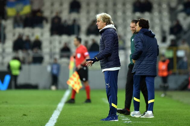 2022.11.03 Krakow Pilka nozna, Liga Europy UEFA, sezon 2022 2023 Dynamo Kijow - Fenerbahce SK N z Jorge Jesus Foto Krzysztof Porebski PressFocus 2022.11.03 Krakow Football, UEFA Europa League, 2022 23 season FC Dynamo Kyiv - Fenerbahce Spor Kulubu Jorge Jesus Credit: Krzysztof Porebski PressFocus NEWSPIX.PL --- Newspix.pl  20221103PF_KP188