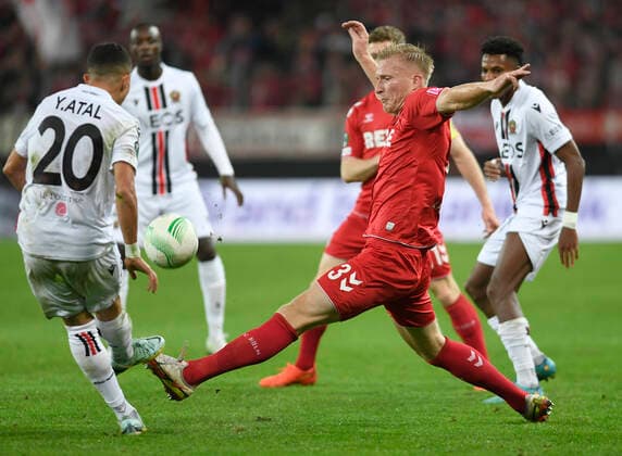 03 11 2022, Cologne, Germany, RheinEnergieStadium, 1 FC Koeln vs OGC Nice UEFA Europa Conference League Group D, Youcef Atal OGC Nice and Kristian Pedersen 1 FC Koeln in duel Photo Ralf Treese Cologne RheinEnergieStadium North Rhine Westphalia Germany  521_KOENIZ20221103_042 Treese-521