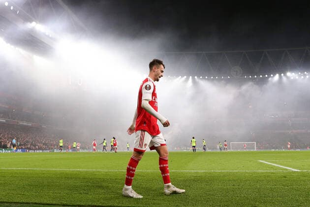Arsenal gegen Zürich 03. November 2022, London Europa League Gruppenphase Arsenal gegen Zürich Fabio Vieira von Arsenal läuft nach seiner Auswechslung um das Spielfeld Foto Jacques Feeney Offside London UK  Copyright: xJacquesxFeeneyx xOffsidexOffside
