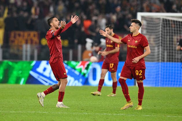 3rd November 2022; Olimpico Stadium, Roma, Italy; Uefa Europa League football Match, Roma versus Ludogorets; Lorenzo Pellegrini of AS Roma celebrates after scoring the goal for 1-1 in the 56th minute  ActionPlus12444793 AllShotLive