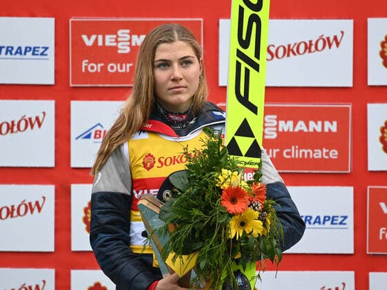 Ski jumping, Skispringen, Ski, nordisch - FIS WC Wisla WISLA,POLAND,05.NOV.22 - NORDIC SKIING, SKI JUMPING - FIS World Cup, large hill, ladies, award ceremony. Image shows Sara Marita Kramer (AUT).  GEPAxpictures xWrofoto xPiotrxHawalej