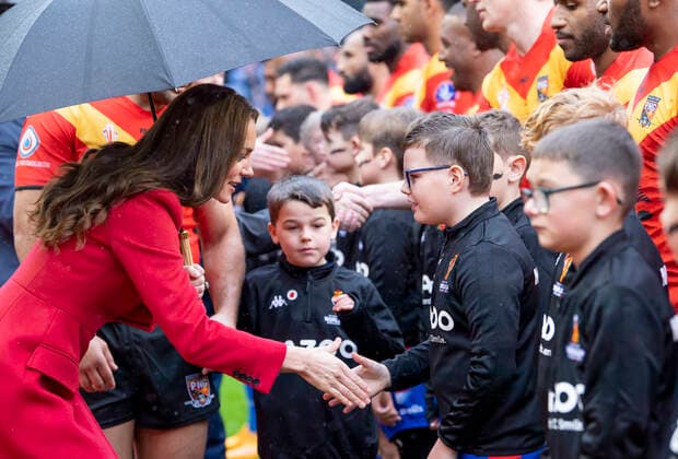 Picture by Allan McKenzie SWpix.com - 05 11 2022 - Rugby League - Rugby League World Cup 2021 - HRH The Princess of Wales - England v Papua New Guinea - DW Stadium, Wigan, England - HRH Princess of Wales meets the mascots ahead of the Rugby League World Cup Quarter final between England and Papua New Guinea.. HRH The Princess of Wales SWP-1907-0024