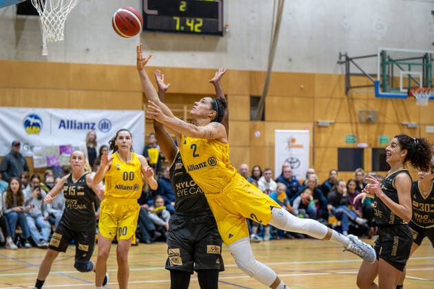 Basketball Berlin 05 11 2022 season 2022 2023 1 Bundesliga DBBL Alba Berlin inexio Royals Saarlouis bbaft02 Brianna Lee Rollerson Saarlouis, No 18