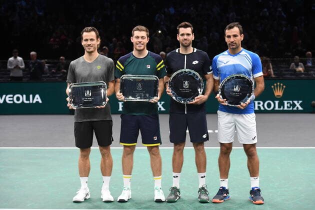 Sport Themen der Woche KW44 Sport Bilder des Tages Tennis - Rolex Paris Masters - victoire du double Skupski england Koolhof Hollande contre Krjicek Dodig TENNIS : Rolex Paris Masters - France - ATP, Tennis Herren -06 11 2022 ChrysleneCaillaud Panoramic 