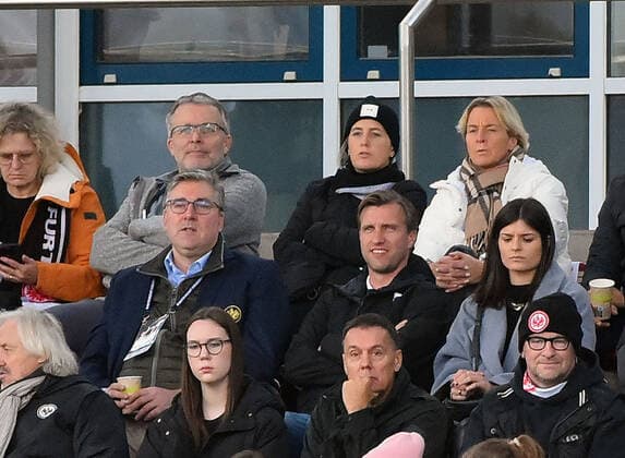 06 11 2022, xhbx, football 1 Bundesliga women, Eintracht Frankfurt women 1 FC Koeln emspor, f l Axel Hellmann Eintracht Frankfurt , Sports Director Markus Krösche Eintracht Frankfurt , Martina Voss Tecklenburg DFB coach DFL DFB REGULATIONS PROHIBIT ANY USE OF PHOTOGRAPHS as IMAGE SEQUENCES and or QUASI VIDEO Frankfurt am Main