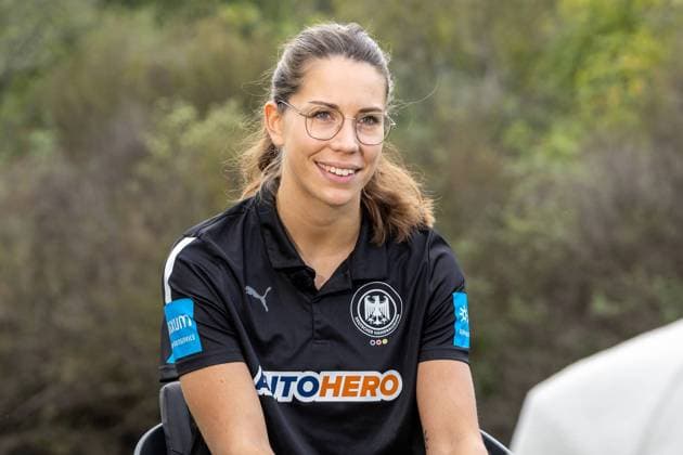 Handball I Women I European Championship 2022 I Germany Media Day and Training I 06 11 2022 Emily Bölk 20, German National Team Interview Podgorica Montenegro Copyright: xLobeca PatrickxSuephkex