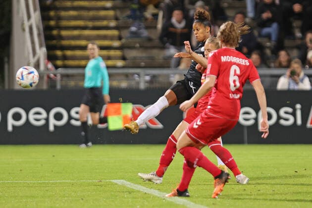 Goal to 1 0 by Shekiera Martinez Eintracht Frankfurt Women, No 9 , Eintracht Frankfurt Women 1 FC Cologne Women, Football Bundesliga Women, 1 Bundesliga, Women Bundesliga, Season 2022 2023, 6 11 2022, Women Bundesliga Flyeralarm, Flyeralarm Women Bundesliga