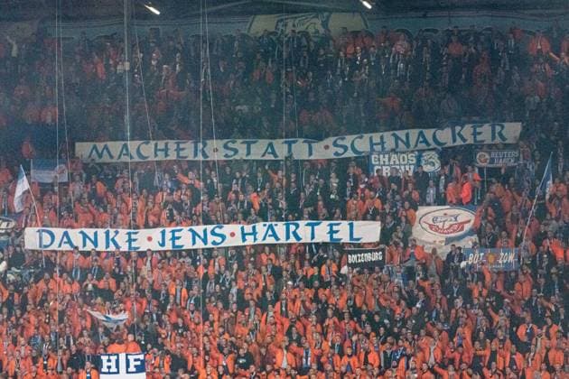 Rostock, Germany 09 November 2022 2 BL 2022 2023 FC Hansa Rostock vs 1 FC Nuernberg Banner on the south stand Macher statt Schnacker, Danke Jens Härtel DFL regulations prohibit any use of photographs as image sequences and or quasi video Copyright: xFotostandx xVoelkerx