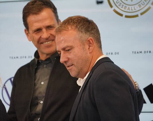 10 11 2022, DFB Campus, Frankfurt, press conference to announce the squad of the A national team , in the picture press conference to announce the squad of the A national team Team Manager Oliver Bierhoff Germany , coach Hansi Flick Germany Frankfurt DFB Campus Hesse Germany  eu-images-506