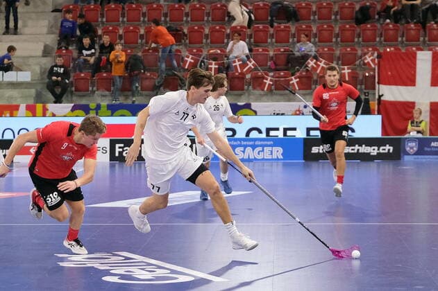 IFF Men s World Floorball Championship 2022 Canada vs Denmark - Denmark Forward Mathias Glass (77) Winterthur AXA Arena Zürich Schweiz Copyright: xSergioxBrunettix