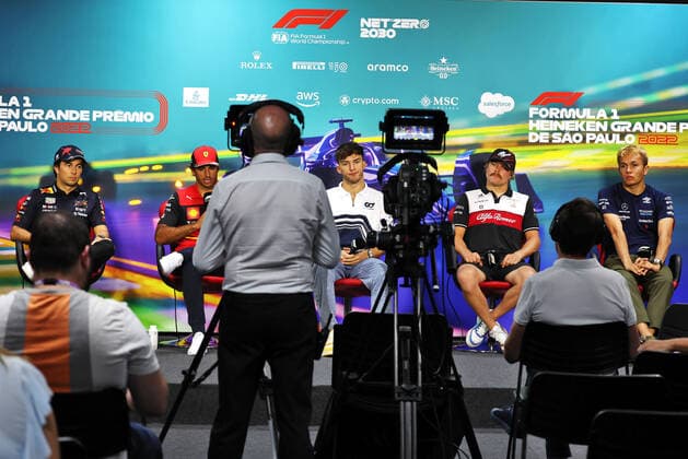 PEREZ Sergio (mex), Red Bull Racing RB18, portrait SAINZ Carlos (spa), Scuderia Ferrari F1-75, portrait GASLY Pierre (fra), Scuderia AlphaTauri AT03, portrait BOTTAS Valtteri (fin), Alfa Romeo F1 Team ORLEN C42, portrait ALBON Alexander (tha), Williams Racing FW44, portrait conference de presse, press conference, PK, Pressekonferenz during the Formula 1 Heineken Grande Premio de Sao Paulo 2022, Sao Paulo Grand Prix Grand Prix 2022, 21st round of the 2022 FIA Formula One World Championship, WM, Weltmeisterschaft from November 11 to 13, 2022 on the Interlagos Circuit, in Sao Paulo, Brazil - F1 - SAO PAULO GRAND PRIX 2022 DPPI Panoramic BRAZIL_FIA_PRESS_CONF_THU_08