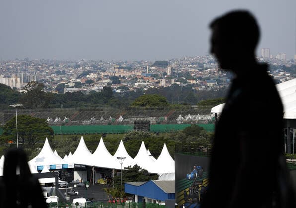 City skyline seen from the track during the Formula 1 Heineken Grande Premio de Sao Paulo 2022, Sao Paulo Grand Prix Grand Prix 2022, 21st round of the 2022 FIA Formula One World Championship, WM, Weltmeisterschaft from November 11 to 13, 2022 on the Interlagos Circuit, in Sao Paulo, Brazil - F1 - SAO PAULO GRAND PRIX 2022 DPPI Panoramic  F12022GP21BRA_JK184482