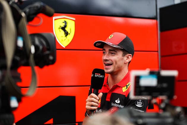 LECLERC Charles (mco), Scuderia Ferrari F1-75, portrait during the Formula 1 Heineken Grande Premio de Sao Paulo 2022, Sao Paulo Grand Prix Grand Prix 2022, 21st round of the 2022 FIA Formula One World Championship, WM, Weltmeisterschaft from November 11 to 13, 2022 on the Interlagos Circuit, in Sao Paulo, Brazil - F1 - SAO PAULO GRAND PRIX 2022 DPPI Panoramic  00122047_AV6_2589