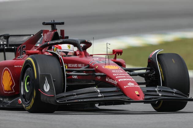 16 LECLERC Charles (mco), Scuderia Ferrari F1-75, action during the Formula 1 Heineken Grande Premio de Sao Paulo 2022, Sao Paulo Grand Prix Grand Prix 2022, 21st round of the 2022 FIA Formula One World Championship, WM, Weltmeisterschaft from November 11 to 13, 2022 on the Interlagos Circuit, in Sao Paulo, Brazil - F1 - SAO PAULO GRAND PRIX 2022 DPPI Panoramic  GOOD3466 copie