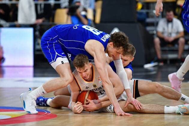 BAMBERG 11 11 2022 Basketball World Cup qualifier Germany vs Finland Justus Hollatz 21, Germany vs Mikael Jantunen 18, Finland and Elias Valtonen 19, Finland Photo Hans Martin Issler isslerimages Brose Bamberg vs FC Bayern Munich