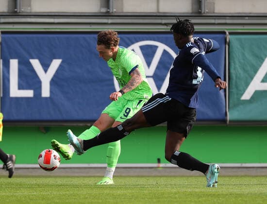 VfL vs HSV, A Junioren BL Wolfsburg, 12 11 2022, FOOTBALL VfL Wolfsburg U19 vs Hamburger SV U19, A Junioren Bundesliga Nord Nordost, Season 2022 23 Sean Busch VfL Wolfsburg U19 Wolfsburg