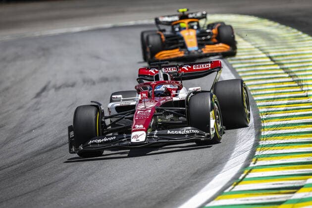 77 BOTTAS Valtteri (fin), Alfa Romeo F1 Team ORLEN C42, action during the Formula 1 Heineken Grande Premio de Sao Paulo 2022, Sao Paulo Grand Prix Grand Prix 2022, 21st round of the 2022 FIA Formula One World Championship, WM, Weltmeisterschaft from November 11 to 13, 2022 on the Interlagos Circuit, in Sao Paulo, Brazil - F1 - SAO PAULO GRAND PRIX 2022 DPPI Panoramic  GOOD4651
