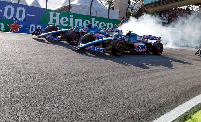Start, Sprint Qualifying, 31 Esteban Ocon FRA, BWT Alpine F1 Team , 14 Fernando Alonso ESP, BWT Alpine F1 Team , F1 Grand Prix of Brazil at Autodromo Jose Carlos Pace on November 12, 2022 in Sao Paulo, Brazil Photo by HOCH ZWEI Sao Paulo Brazil