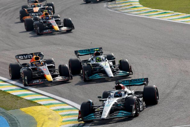 63 George Russell GBR, Mercedes AMG Petronas F1 Team , 1 Max Verstappen NLD, Oracle Red Bull Racing , 44 Lewis Hamilton GBR, Mercedes AMG Petronas F1 Team , F1 Grand Prix of Brazil at Autodromo Jose Carlos Pace on November 13, 2022 in Sao Paulo, Brazil Photo by HOCH ZWEI Sao Paulo Brazil
