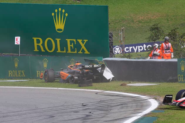 Crash of 3 Daniel Ricciardo AUS, McLaren F1 Team , F1 Grand Prix of Brazil at Autodromo Jose Carlos Pace on November 13, 2022 in Sao Paulo, Brazil Photo by HOCH ZWEI Sao Paulo Brazil