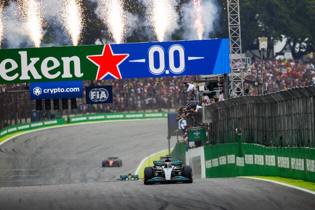 63 RUSSELL George (gbr), Mercedes AMG F1 Team W13, action first win during the Formula 1 Heineken Grande Premio de Sao Paulo 2022, Sao Paulo Grand Prix Grand Prix 2022, 21st round of the 2022 FIA Formula One World Championship, WM, Weltmeisterschaft from November 11 to 13, 2022 on the Interlagos Circuit, in Sao Paulo, Brazil - F1 - SAO PAULO GRAND PRIX 2022 - RACE DPPI Panoramic  00122048__V2_1852