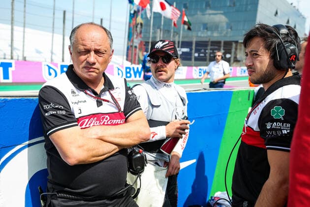 VASSEUR Frederic (fra), Team Principal of Alfa Romeo F1 Team ORLEN, BOTTAS Valtteri (fin), Alfa Romeo F1 Team ORLEN C42, portrait during the Formula 1 Heineken Grande Premio de Sao Paulo 2022, Sao Paulo Grand Prix Grand Prix 2022, 21st round of the 2022 FIA Formula One World Championship, WM, Weltmeisterschaft from November 11 to 13, 2022 on the Interlagos Circuit, in Sao Paulo, Brazil - F1 - SAO PAULO GRAND PRIX 2022 - RACE DPPI Panoramic  20221113_GOOD5558