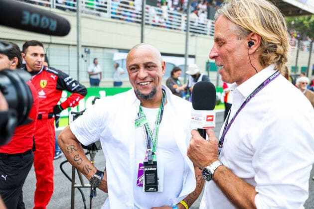 Sport Bilder des Tages CARLOS Roberto (bra), former football player, during the Formula 1 Heineken Grande Premio de Sao Paulo 2022, Sao Paulo Grand Prix Grand Prix 2022, 21st round of the 2022 FIA Formula One World Championship, WM, Weltmeisterschaft from November 11 to 13, 2022 on the Interlagos Circuit, in Sao Paulo, Brazil - F1 - SAO PAULO GRAND PRIX 2022 - RACE DPPI Panoramic  20221113_GOOD5624
