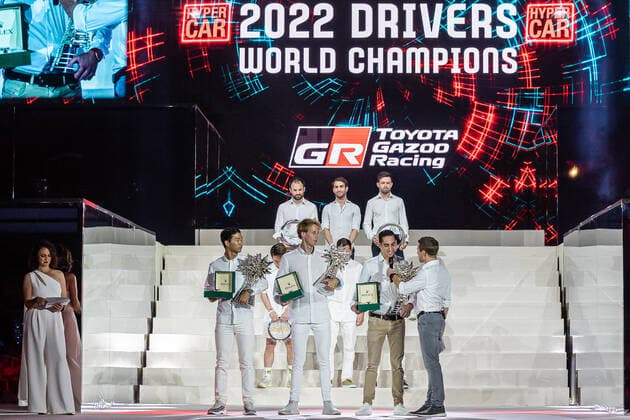 2022 DRIVERS WORLD CHAMPIONS: 8 TOYOTA GAZOO RACING (JPN) TOYOTA GR010 - HYBRID HYBRID (HYPERCAR) - SEBASTIEN BUEMI (CHE) BRENDON HARTLEY (NZL) RYO HIRAKAWA (JPN) DURING THE 2022 FIA WORLD ENDURANCE CHAMPIONSHIP (FIA WEC) AWARDS CEREMONY, SOFITEL BAHRAIN ZALLAQ, ZALLAQ, BAHRAIN, NOVEMBER 13 2022 AUTOMOBILE : FIA WEC 2022 - CEREMONIE DE REMISE DES PRIX - 13 11 2022 MPSAgency Panoramic 