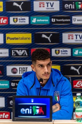 FIGC press conference, PK, Pressekonferenz With Giovanni Di Lorenzo Giovanni di Lorenzo, SSC Napoli player attending the press conference ahead of the Italian national team, Nationalteam friendly games in Albania and Austria, in Coverciano, Florence, on november 14, 2022. Florence Italy  Copyright: xGiacomoxCosuax originalFilename:cosua-notitle221114_npQ9X.jpg