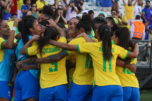 Brasil x Canadá SÃO PAULO, SP - 15.11.2022: BRASIL X CANADÁ - Players of the Brazilian national team, Nationalteam celebrate a goal during the friendly match between the women& 39;s national teams of Brazil and Canada, held at the Neo Química Arena in São Paulo this Tuesday afternoon (15). (Photo: Yuri Murakami Fotoarena) x2294123x  YurixMurakami
